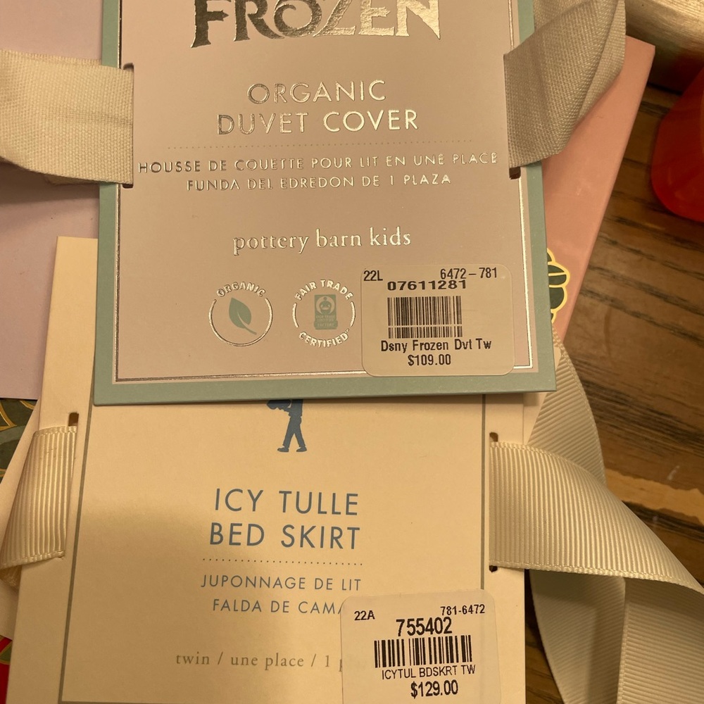 Pottery barn kids brand new twin frozen duvet and tulle bedskirt